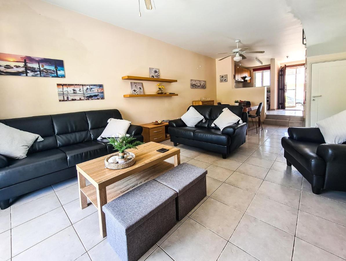 Serena Townhouse Peyia Luaran gambar