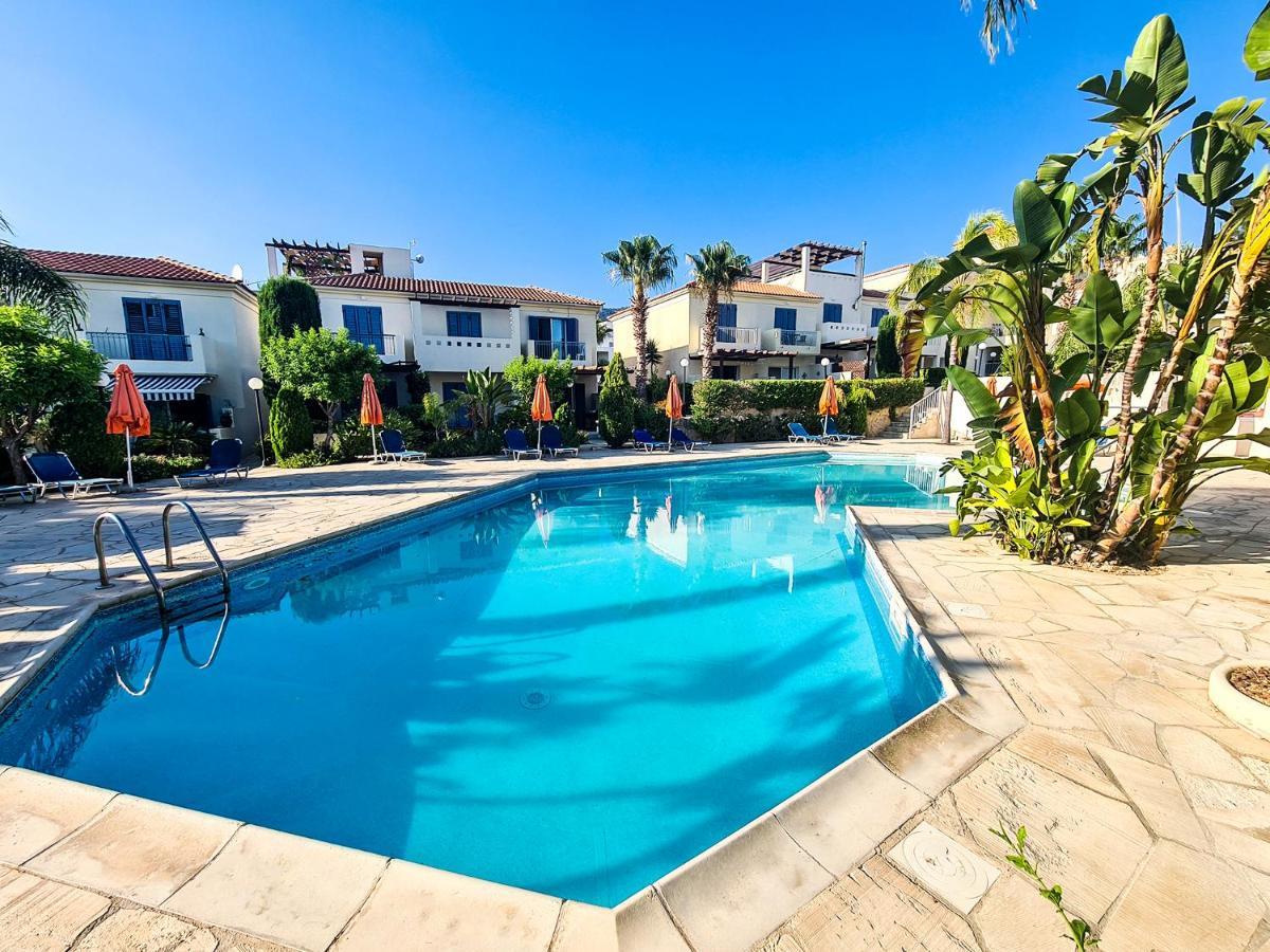 Serena Townhouse Peyia Luaran gambar