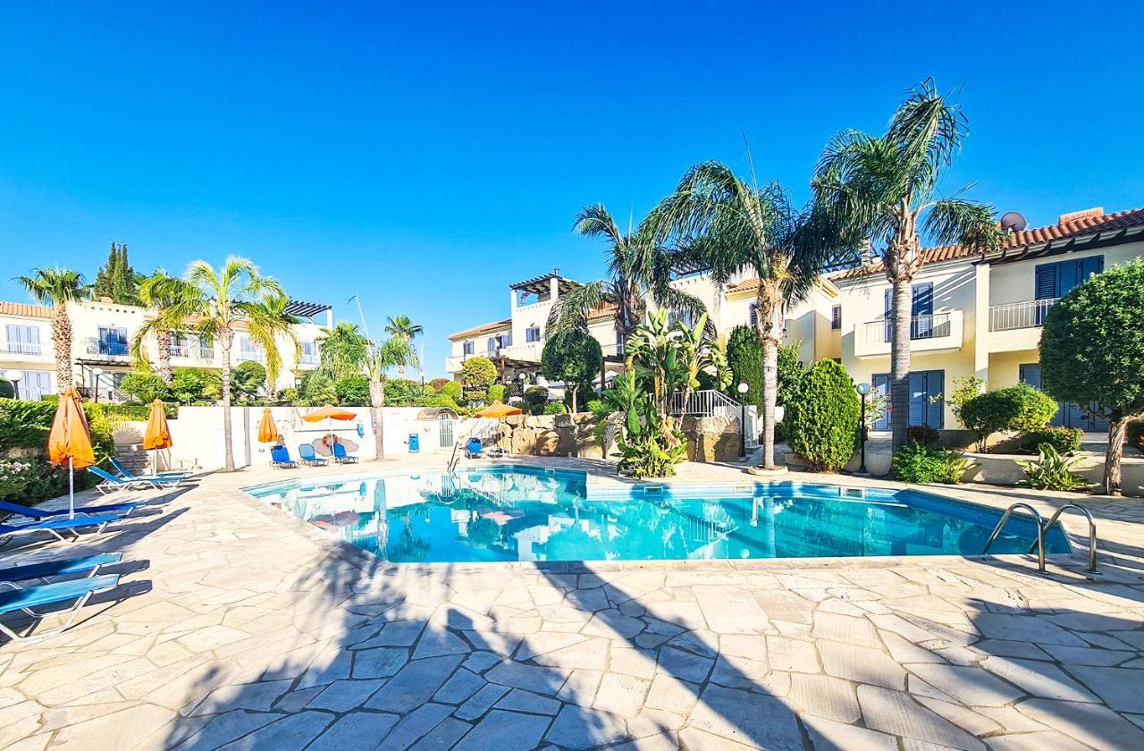 Serena Townhouse Peyia Luaran gambar